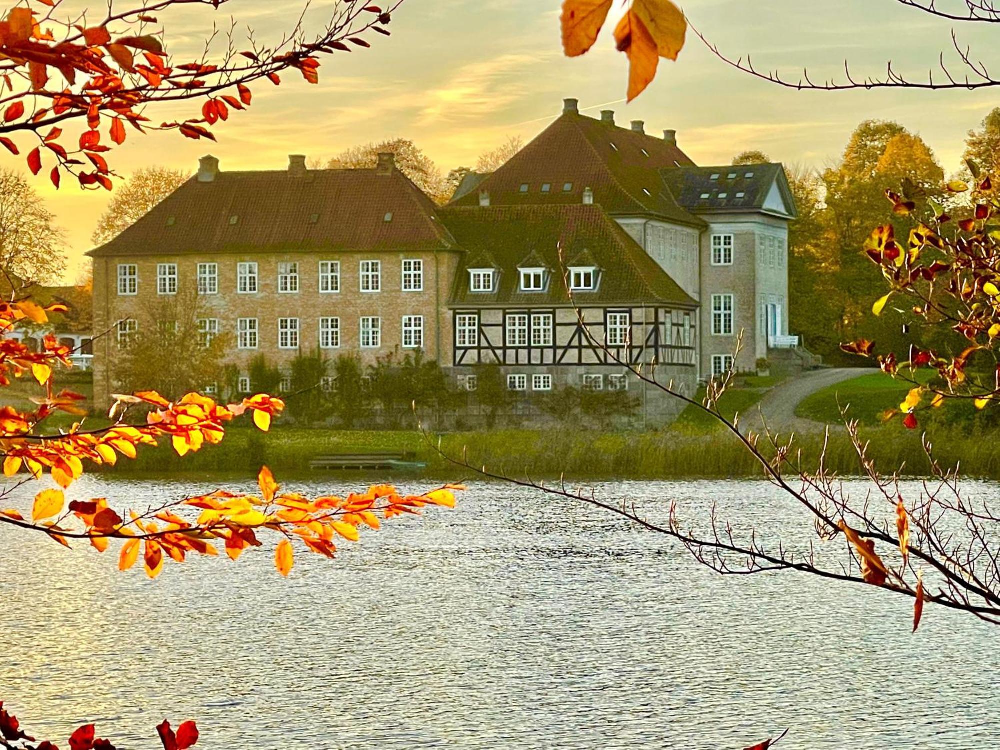 Skjoldenaesholm Slot Hotel Jystrup Exterior foto